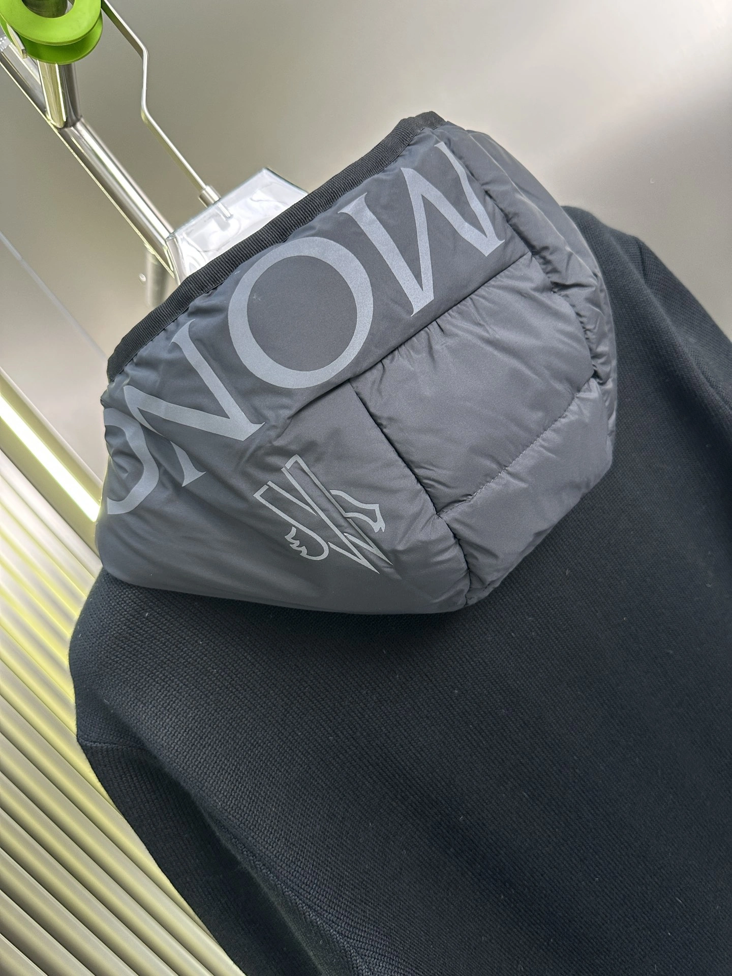 Original Moncler Down Jackets 146672