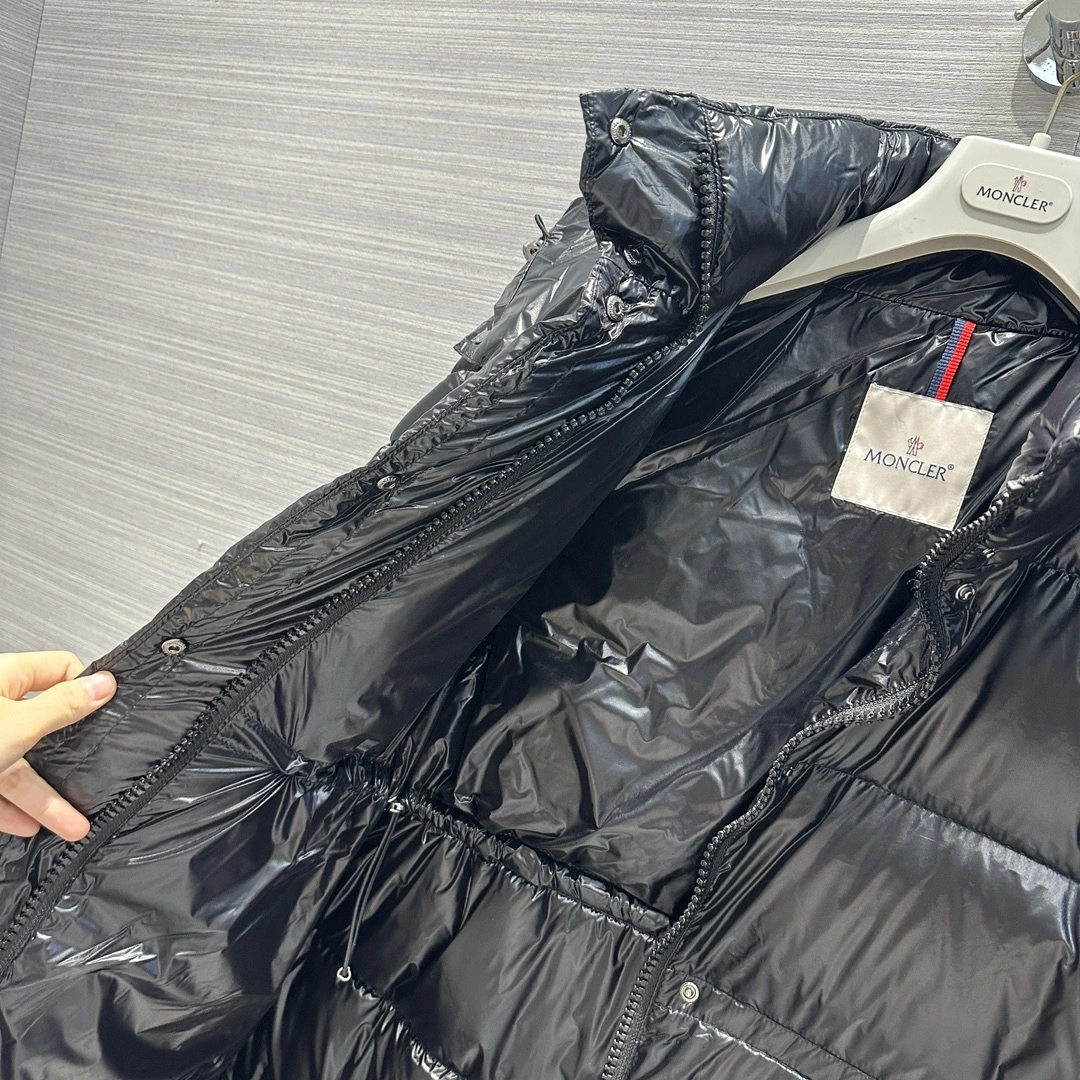 TimelessDesign Moncler Down Jackets 146653