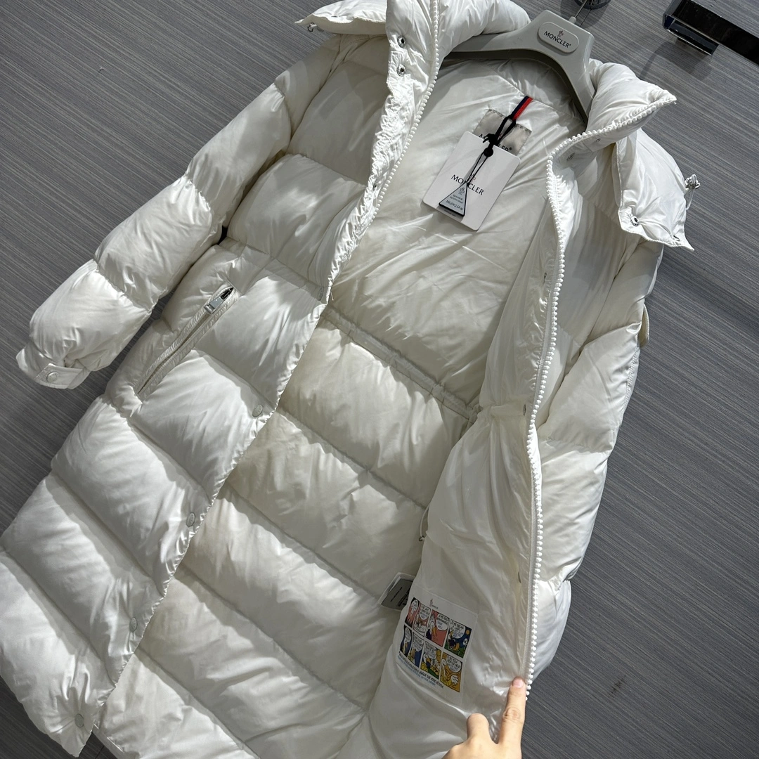 Premium Moncler Down Jackets 146652
