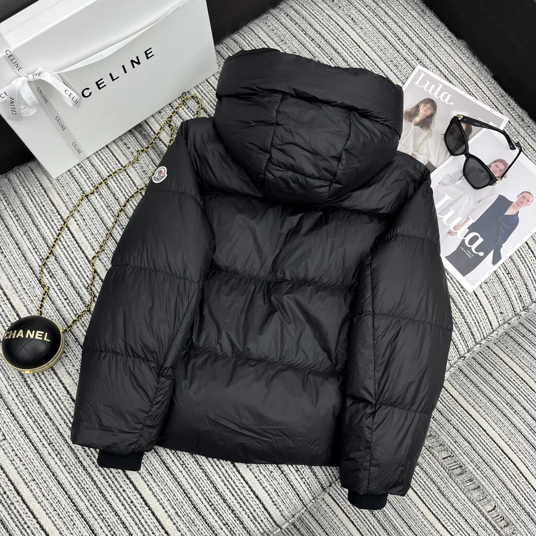 Timeless Moncler Down Jackets 146675
