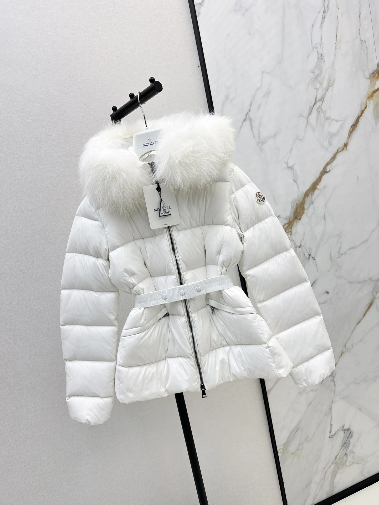 Moncler Down Jackets Youthful 146656
