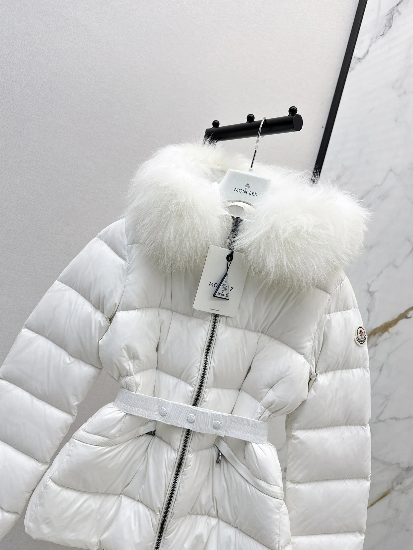 Moncler Down Jackets Youthful 146656