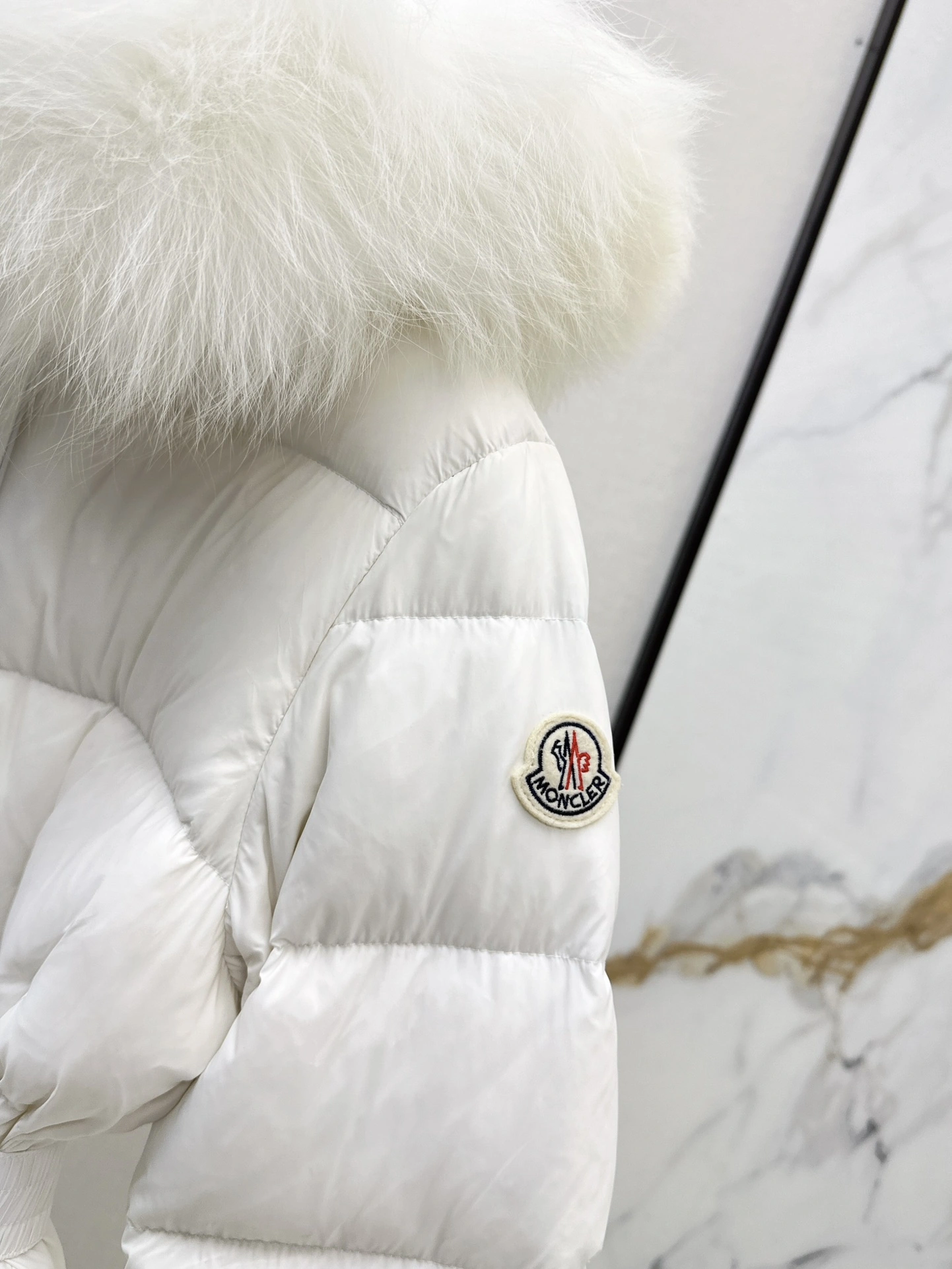 Moncler Down Jackets Youthful 146656