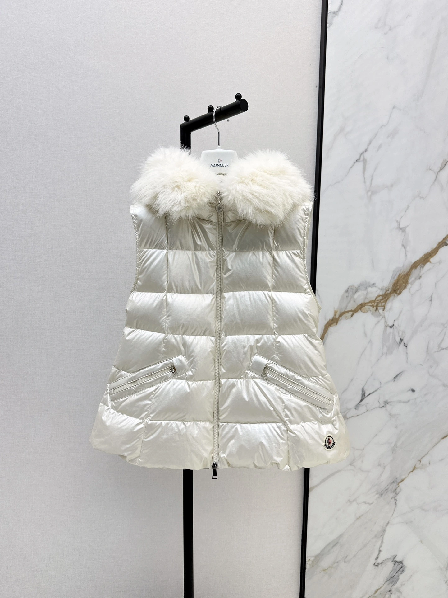UrbanChic Moncler Down Jackets 146649