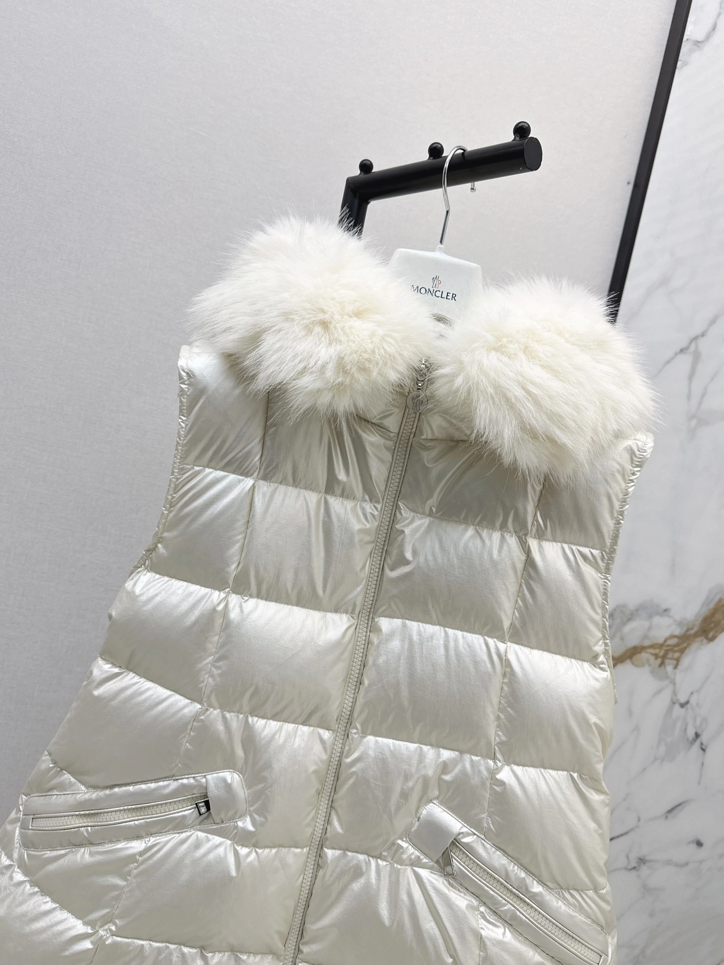 UrbanChic Moncler Down Jackets 146649