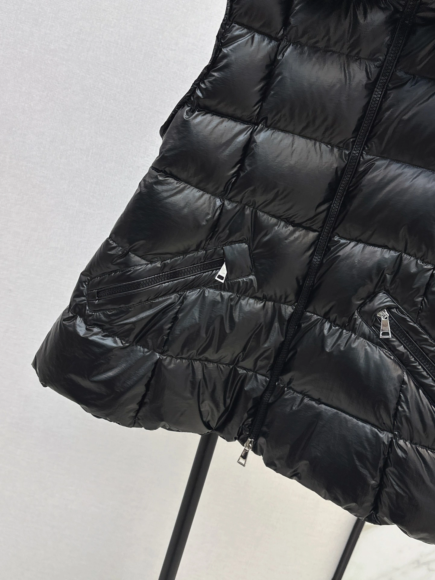 Moncler Down Jackets ZeroBulk 146647