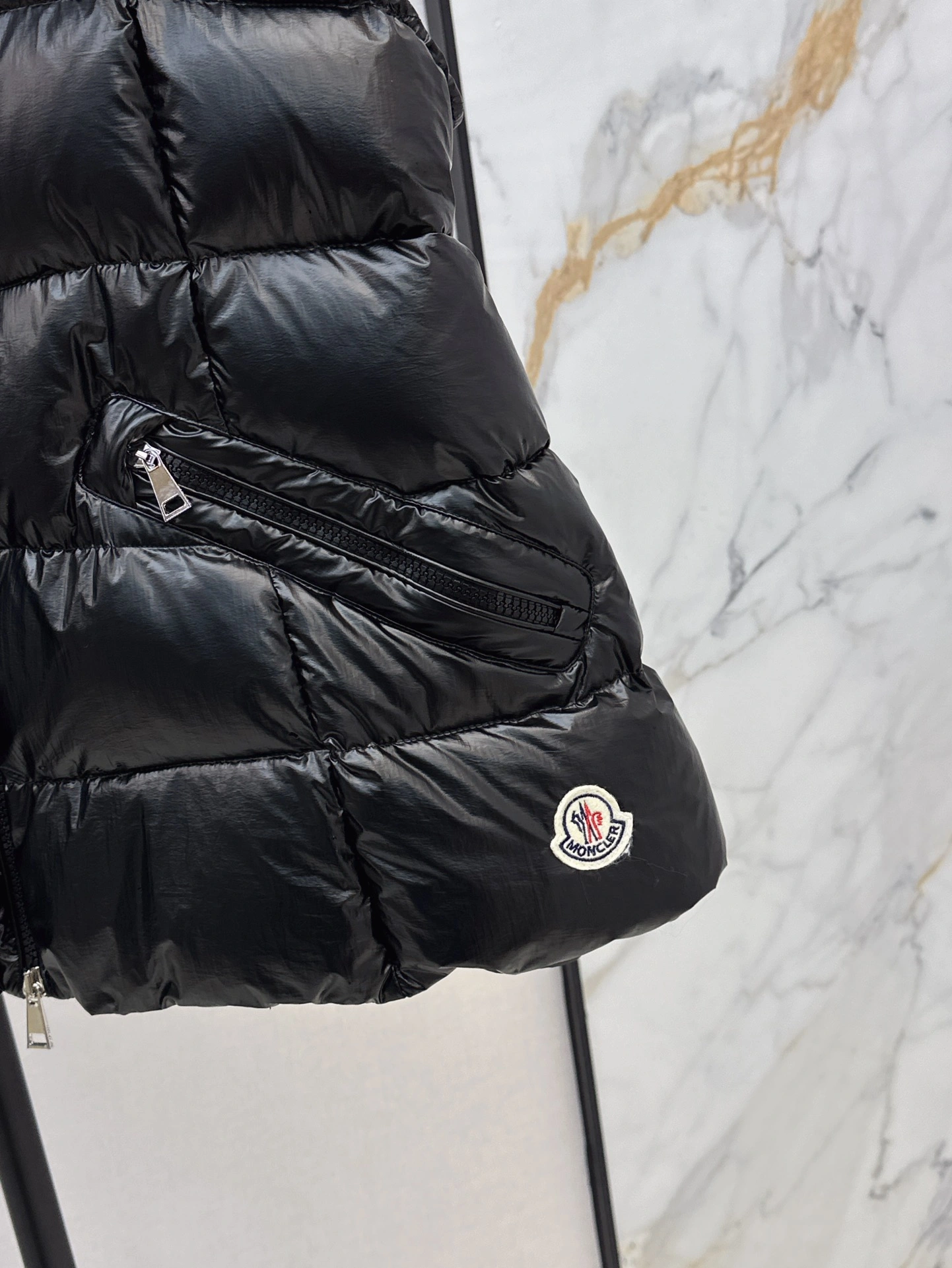 Moncler Down Jackets ZeroBulk 146647