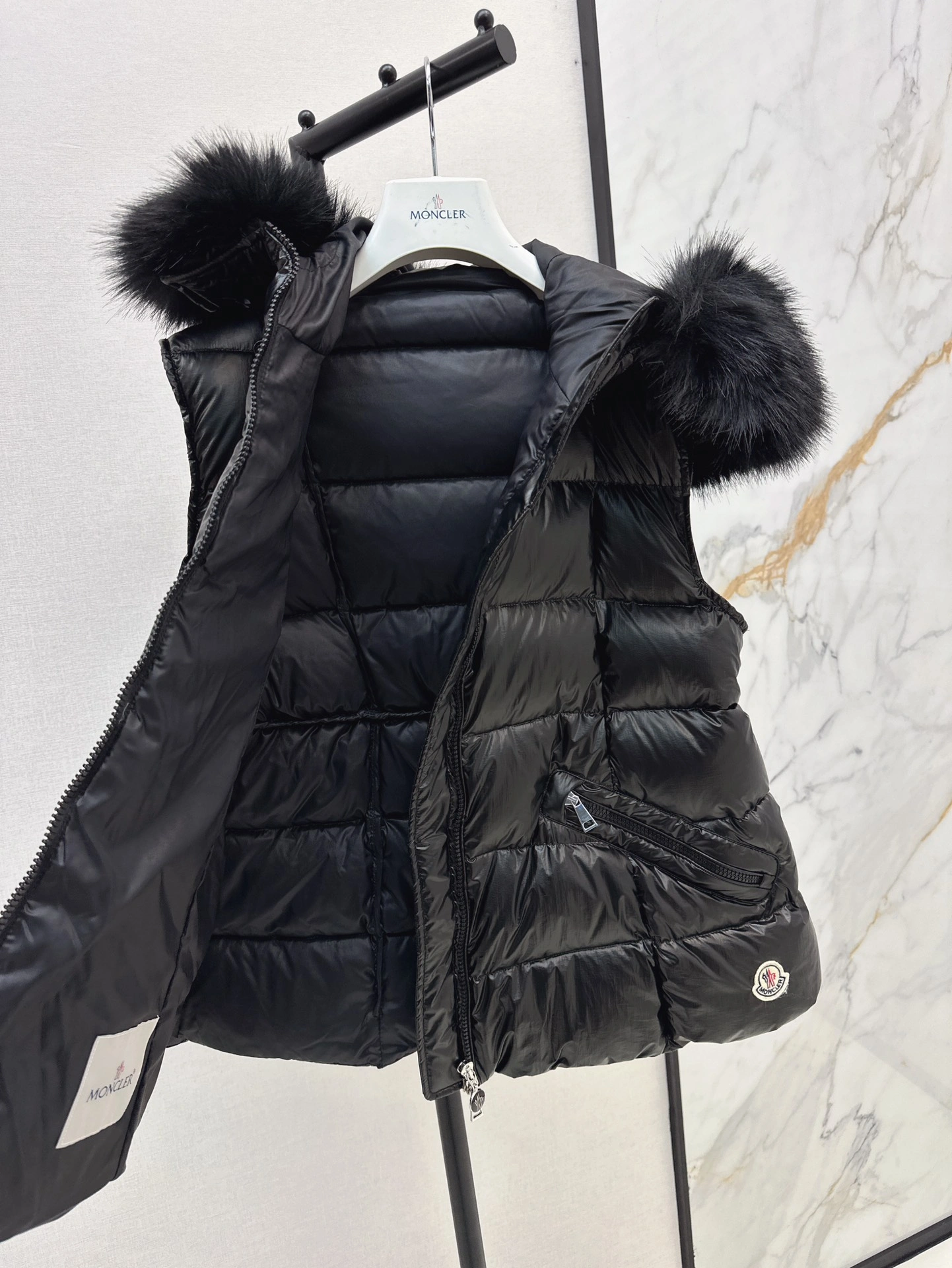 Moncler Down Jackets ZeroBulk 146647