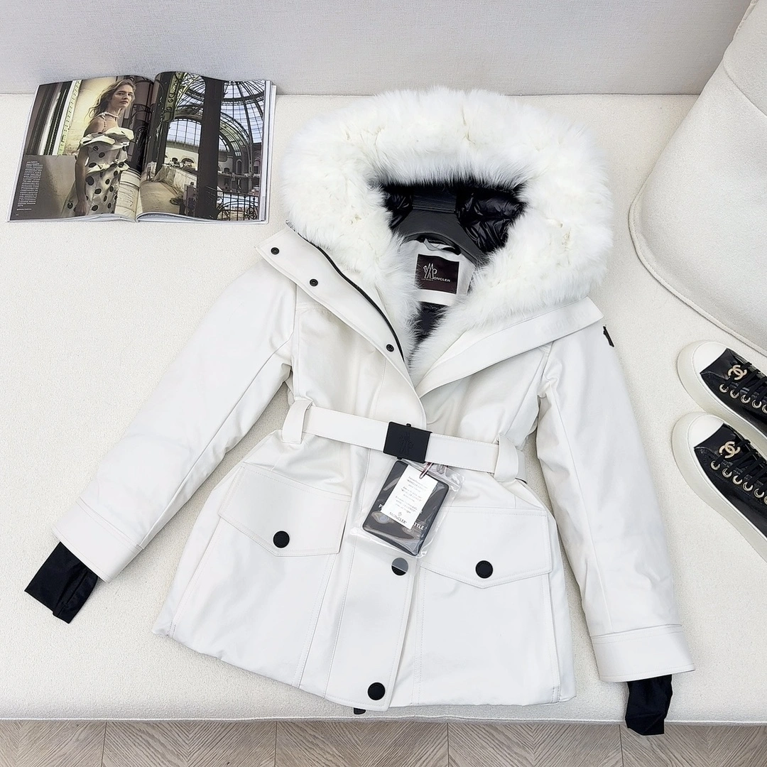 Moncler Down Jackets Breathable 146645