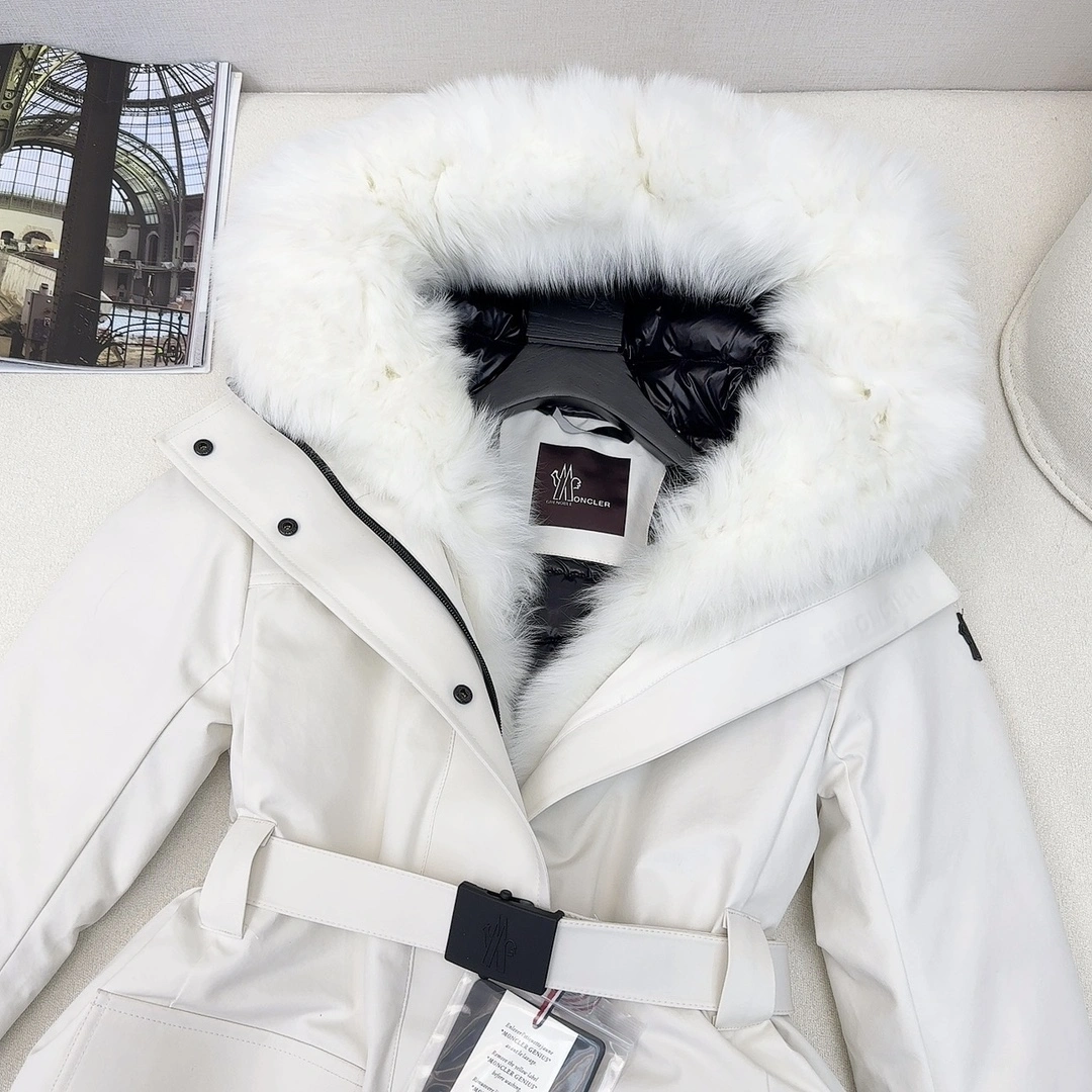Moncler Down Jackets Breathable 146645