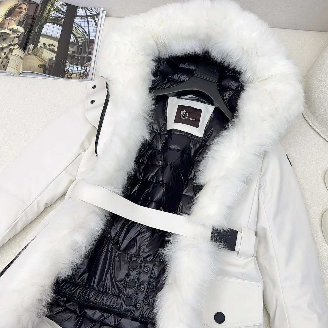 Moncler Down Jackets Breathable 146645