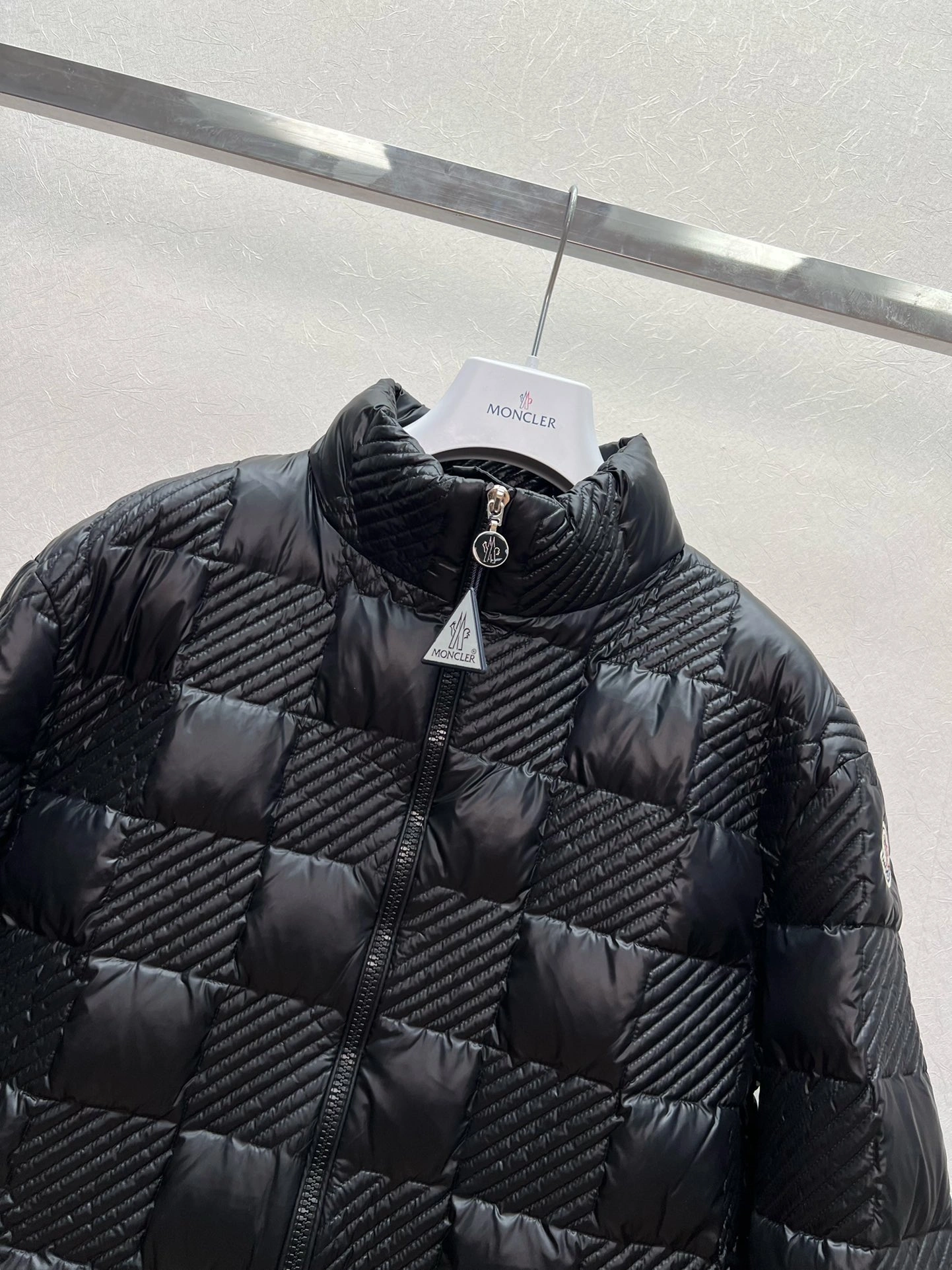 Reliable Moncler Down Jackets 146642