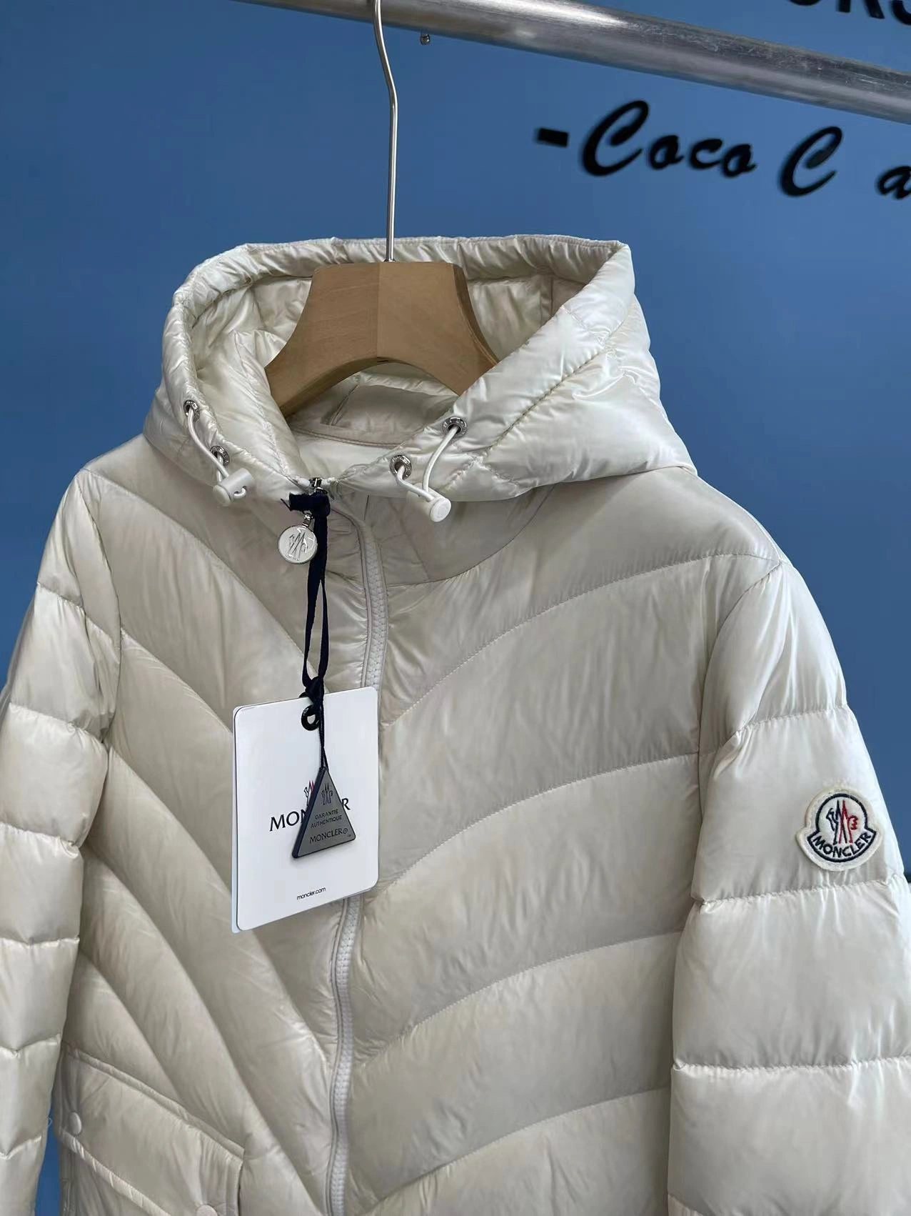 Fashionable Moncler Down Jackets 146641