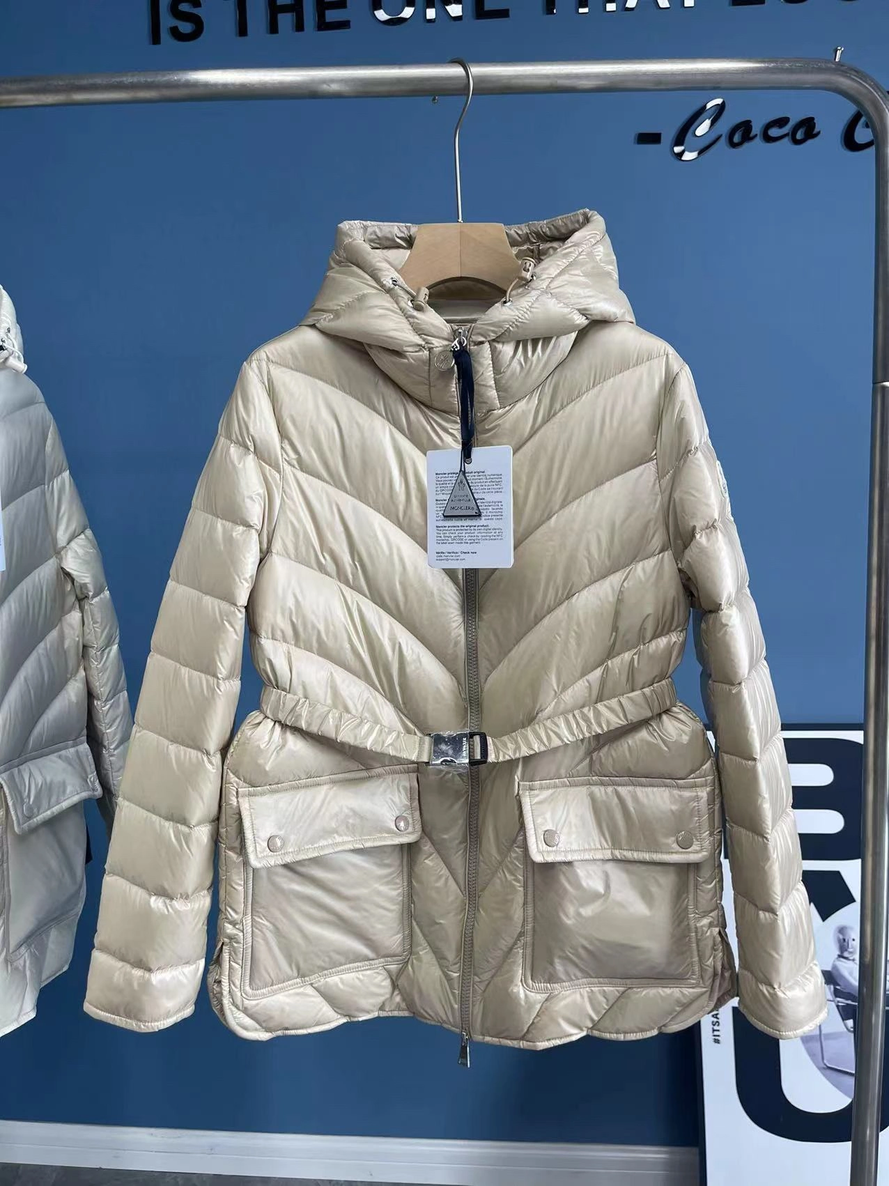 Fashionable Moncler Down Jackets 146641