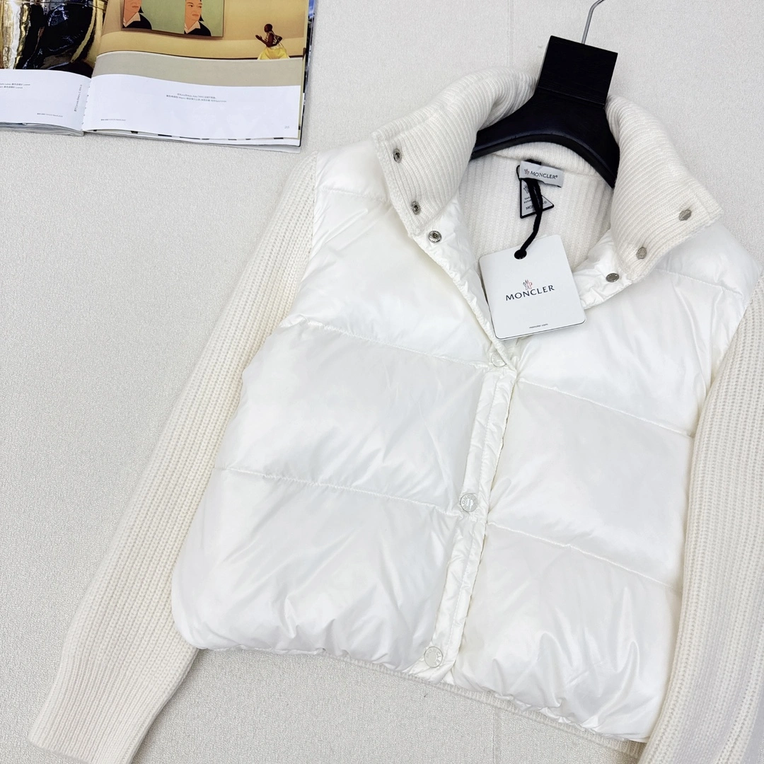 TravelReady Moncler Down Jackets 146640