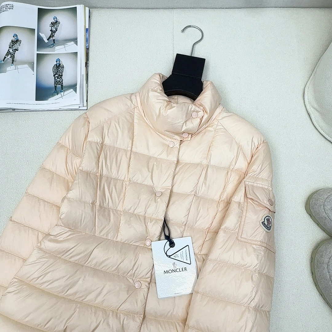 Moncler Down Jackets Compact 146636