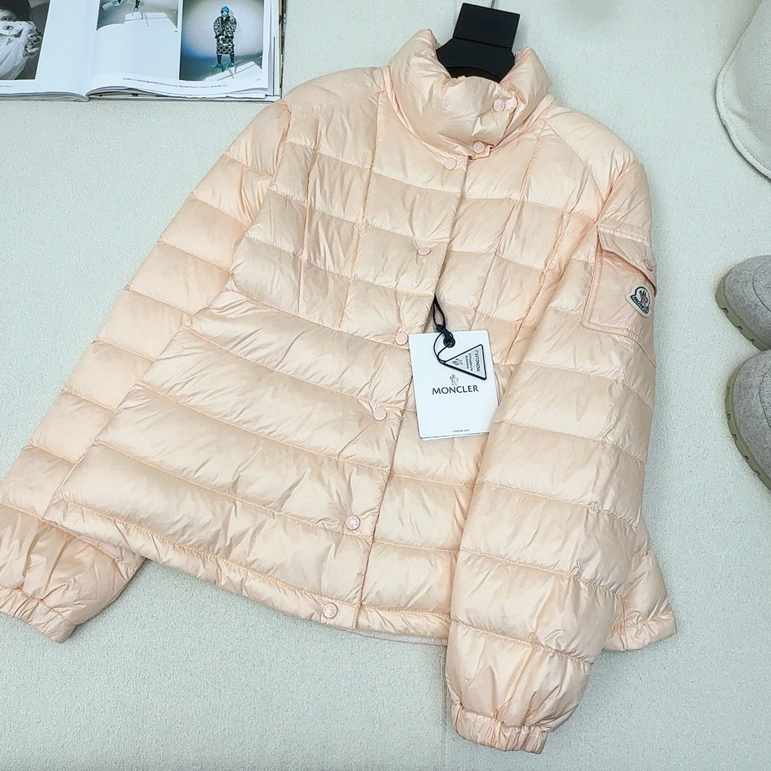 Moncler Down Jackets Compact 146636