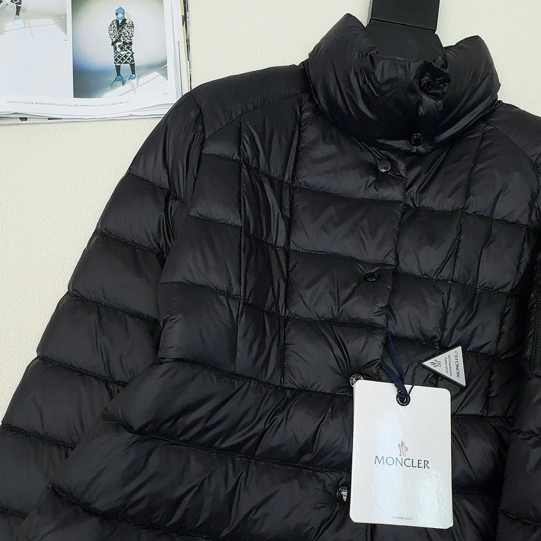 Durable Moncler Down Jackets 146627