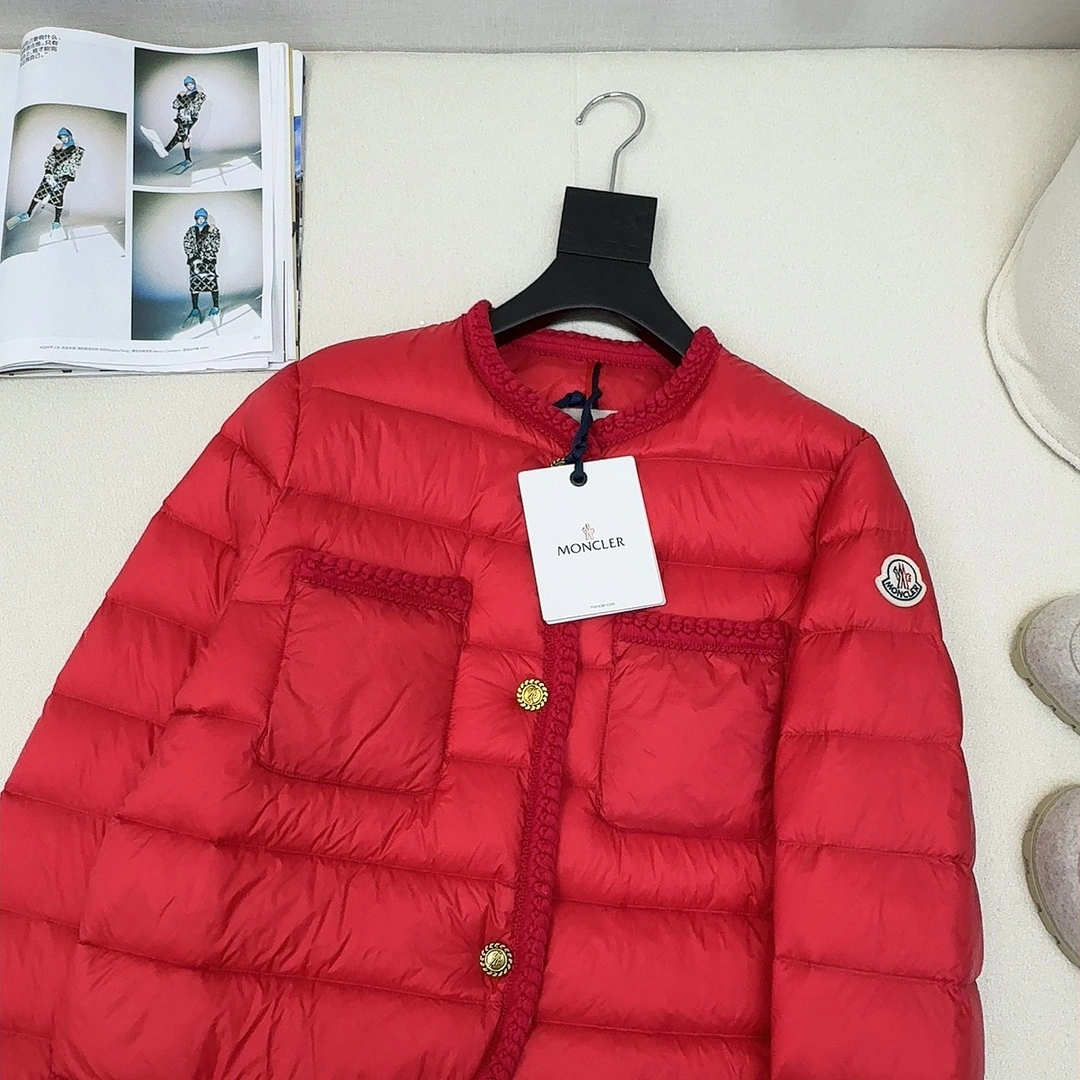 Moncler Down Jackets Unique 146639