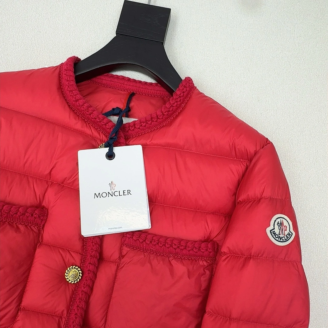 Moncler Down Jackets Unique 146639