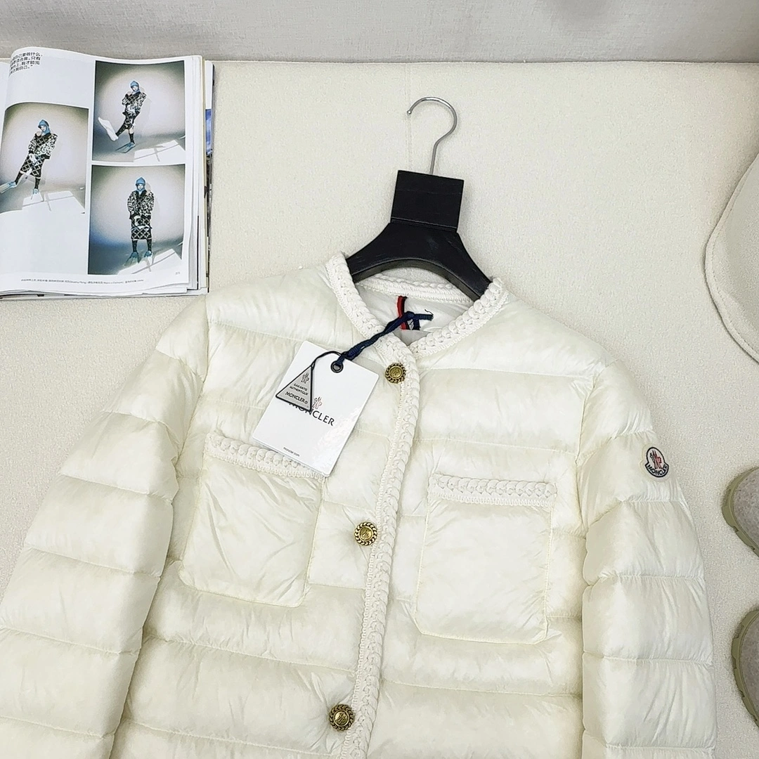 Moncler Down Jackets Elegant 146631