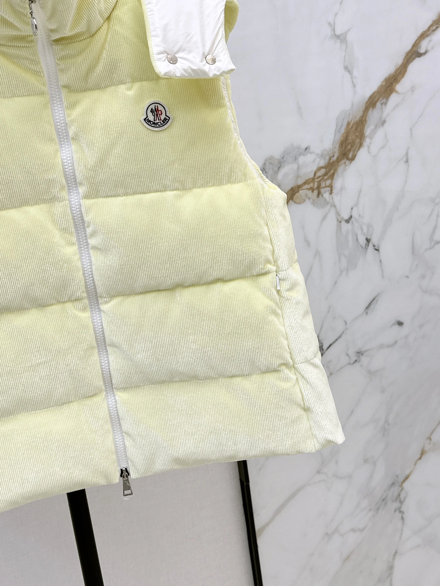 SoftTouch Moncler Down Jackets 146620