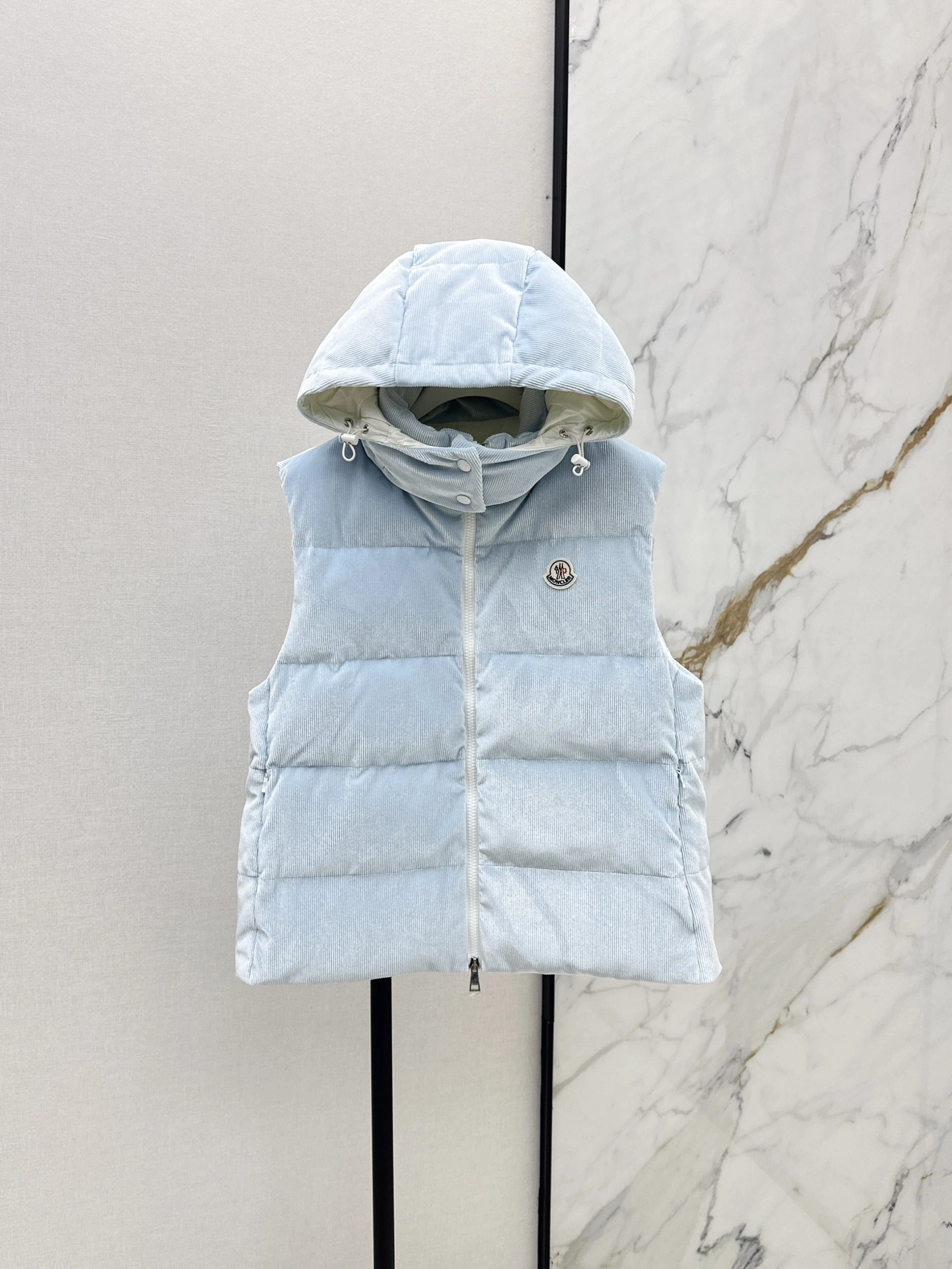 Moncler Down Jackets Cozy 146624