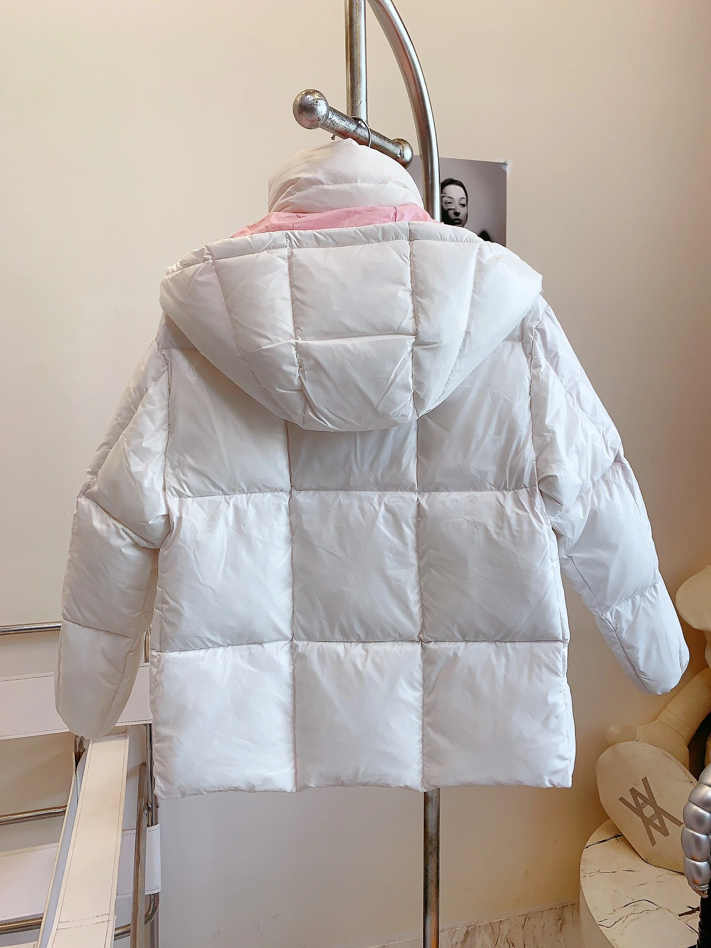 Moncler Down Jackets Modern 146635