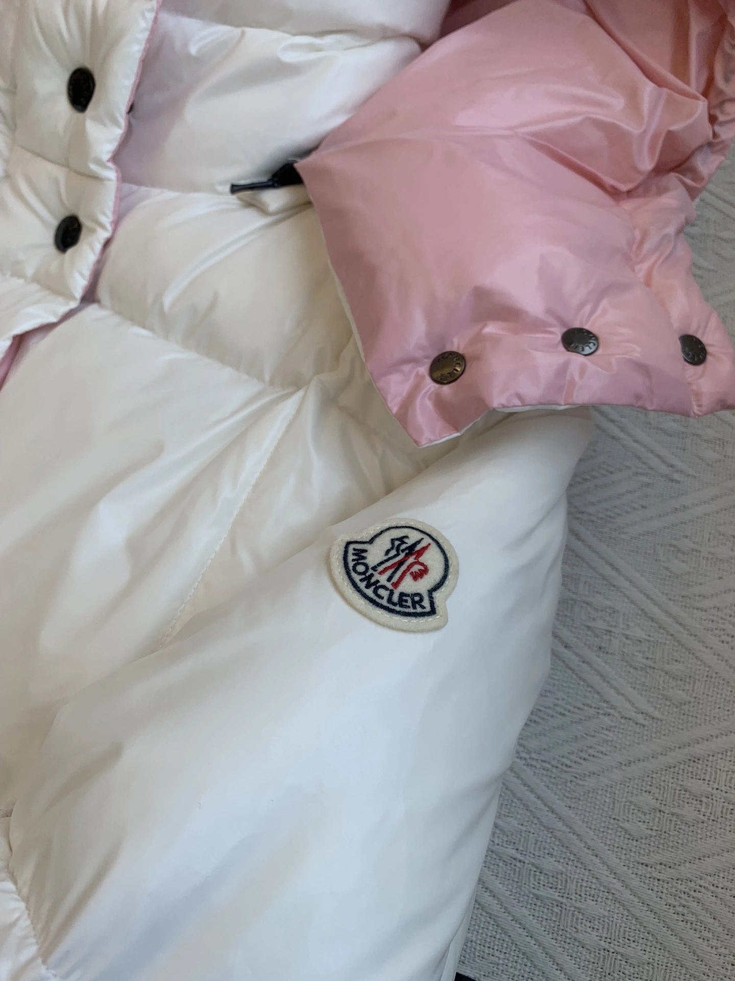 Moncler Down Jackets Attractive 146687