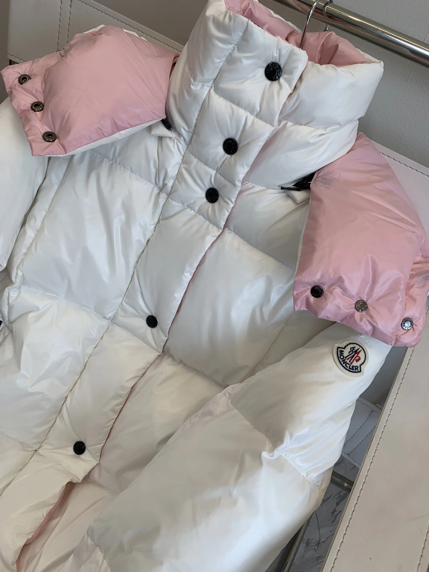 Moncler Down Jackets Attractive 146687