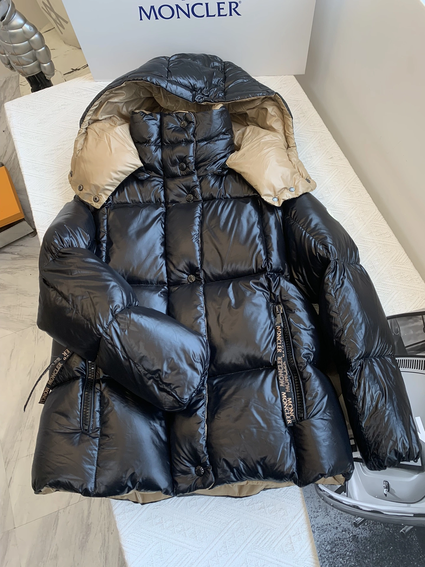 Chic Moncler Down Jackets 146637
