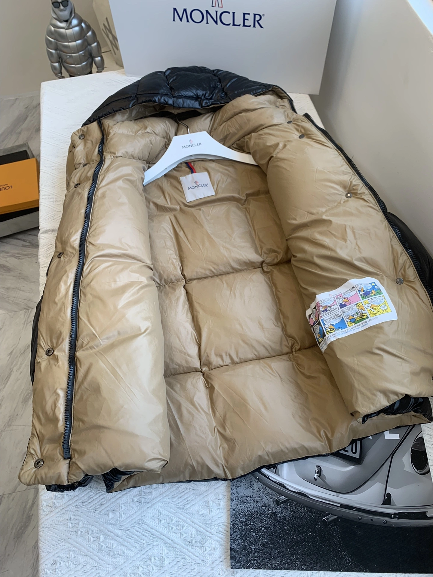 Chic Moncler Down Jackets 146637