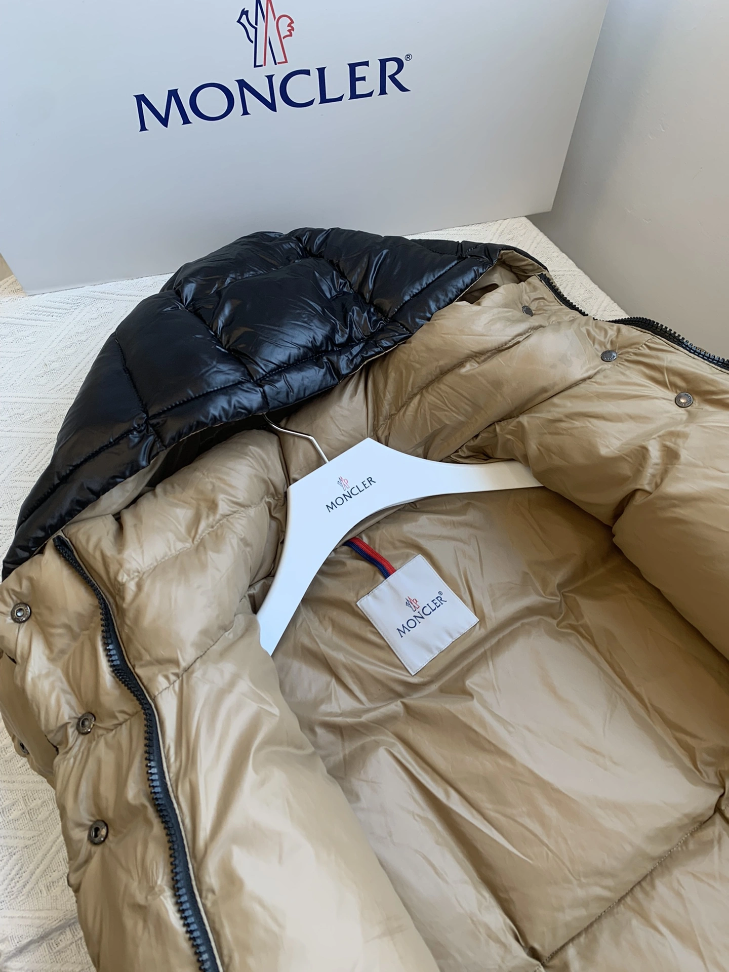 Chic Moncler Down Jackets 146637