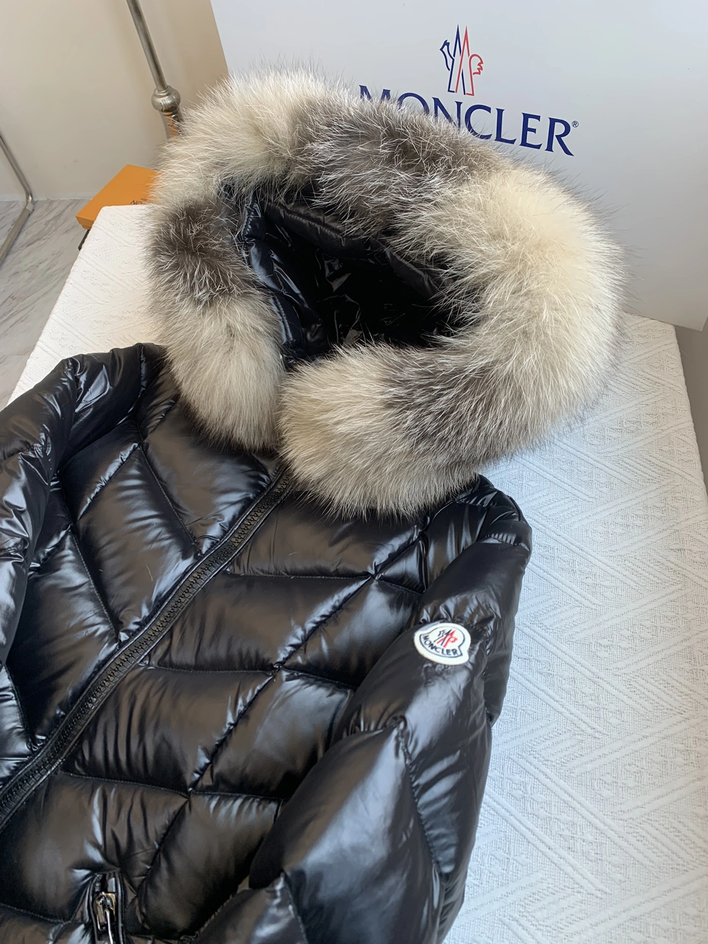 Durable Moncler Down Jackets 146619