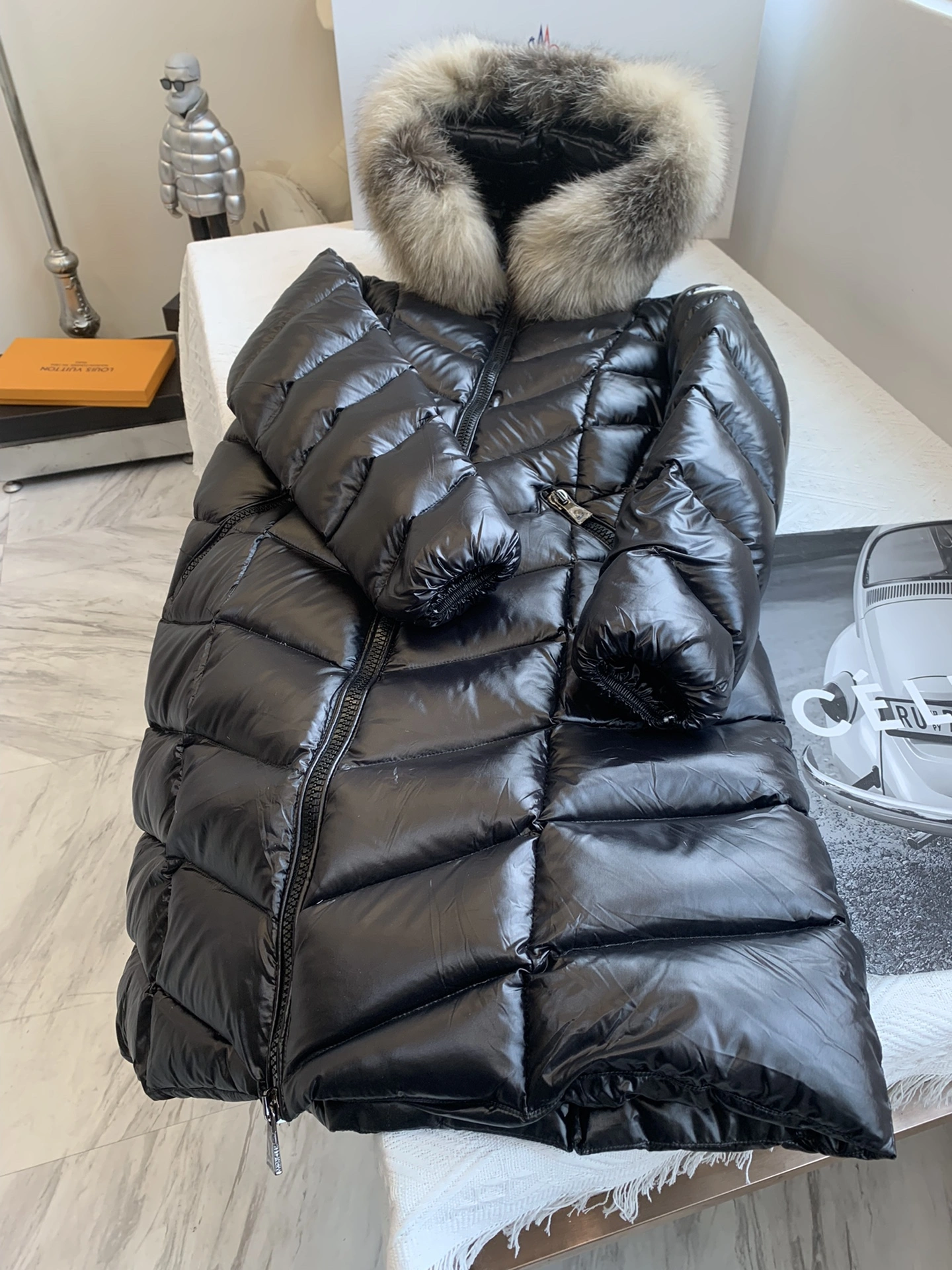 Durable Moncler Down Jackets 146619