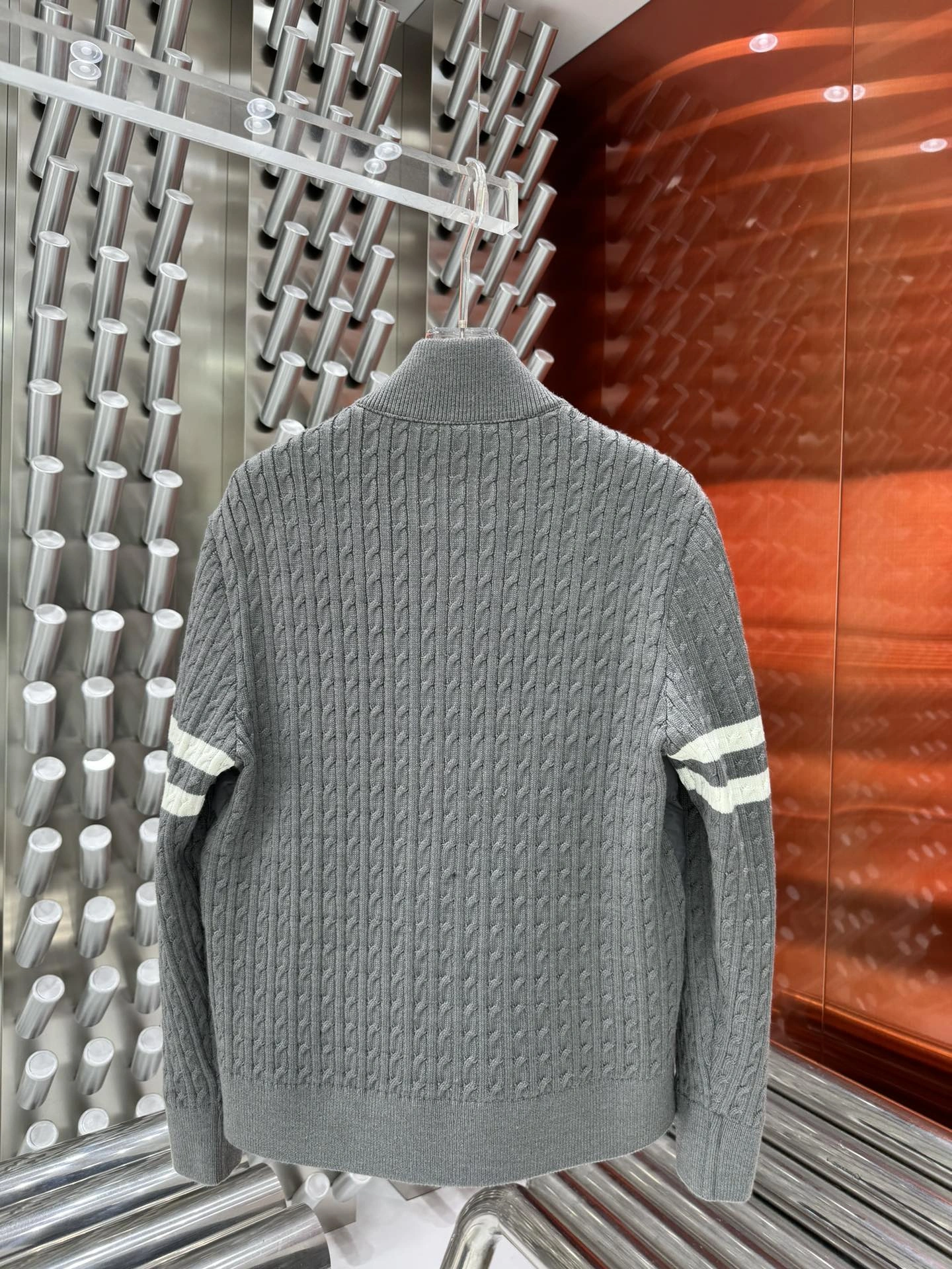 Moncler Down Jackets Timeless 146617