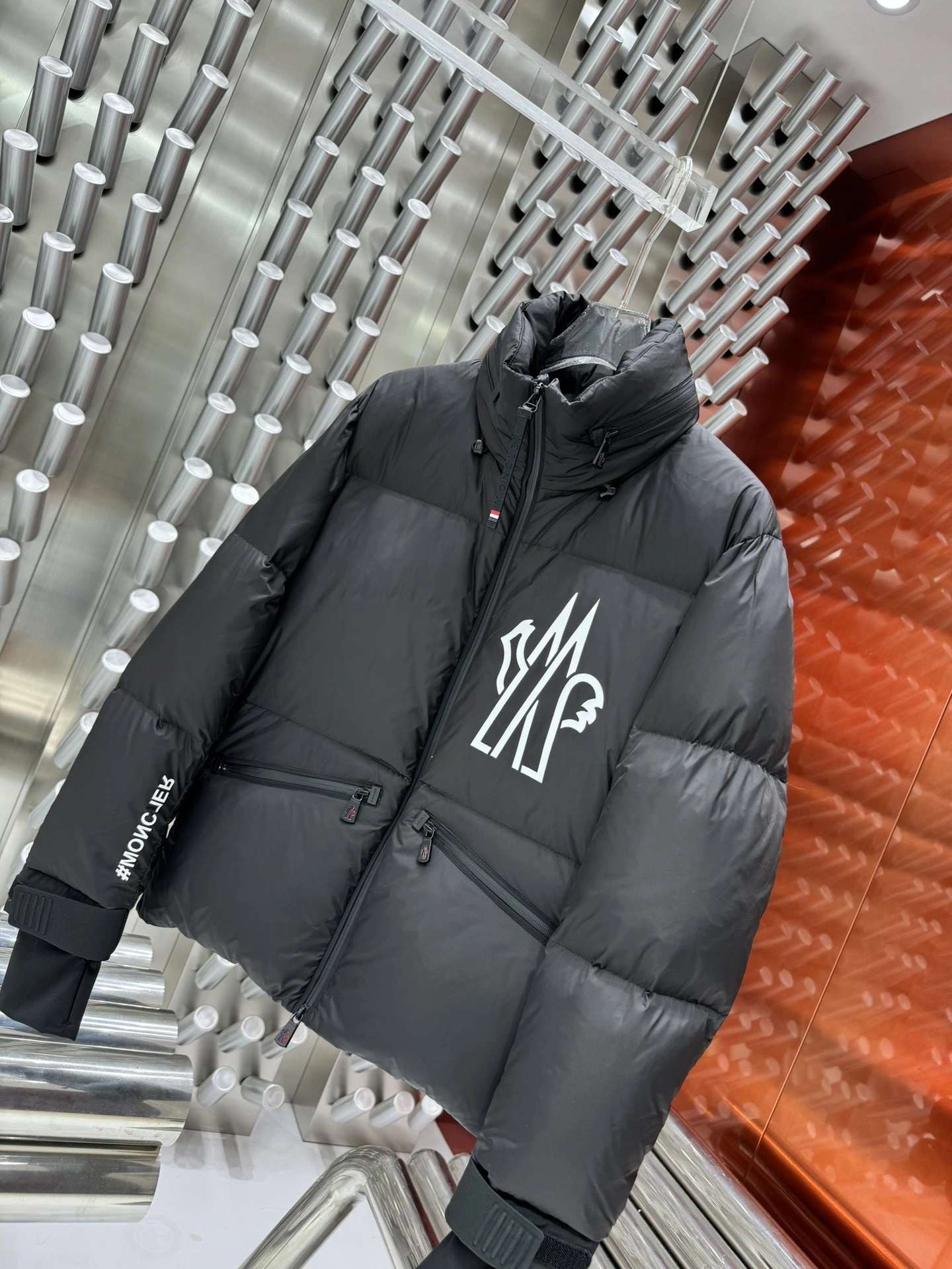 Unique Moncler Down Jackets 146618