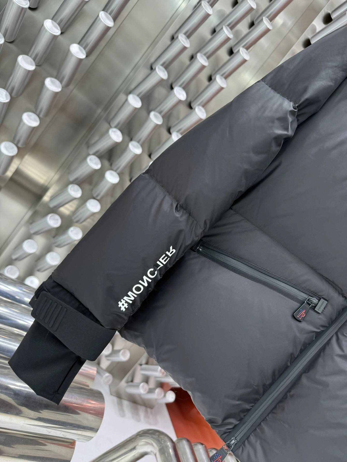 Unique Moncler Down Jackets 146618