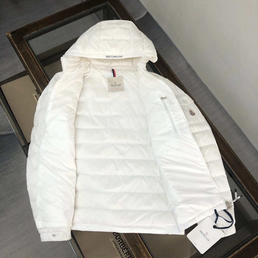 Durable Moncler Down Jackets 146610