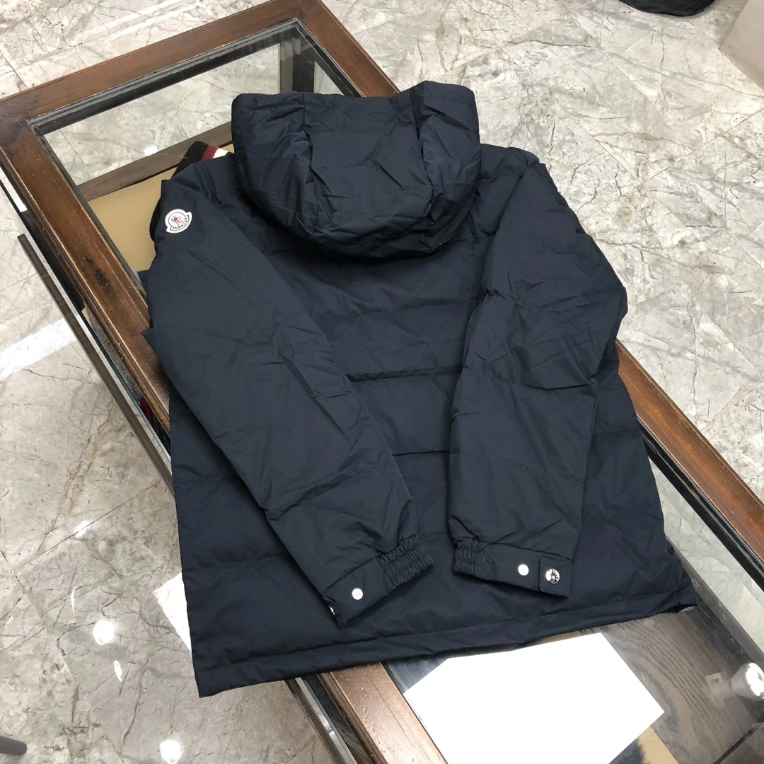 Casual Moncler Down Jackets 146605