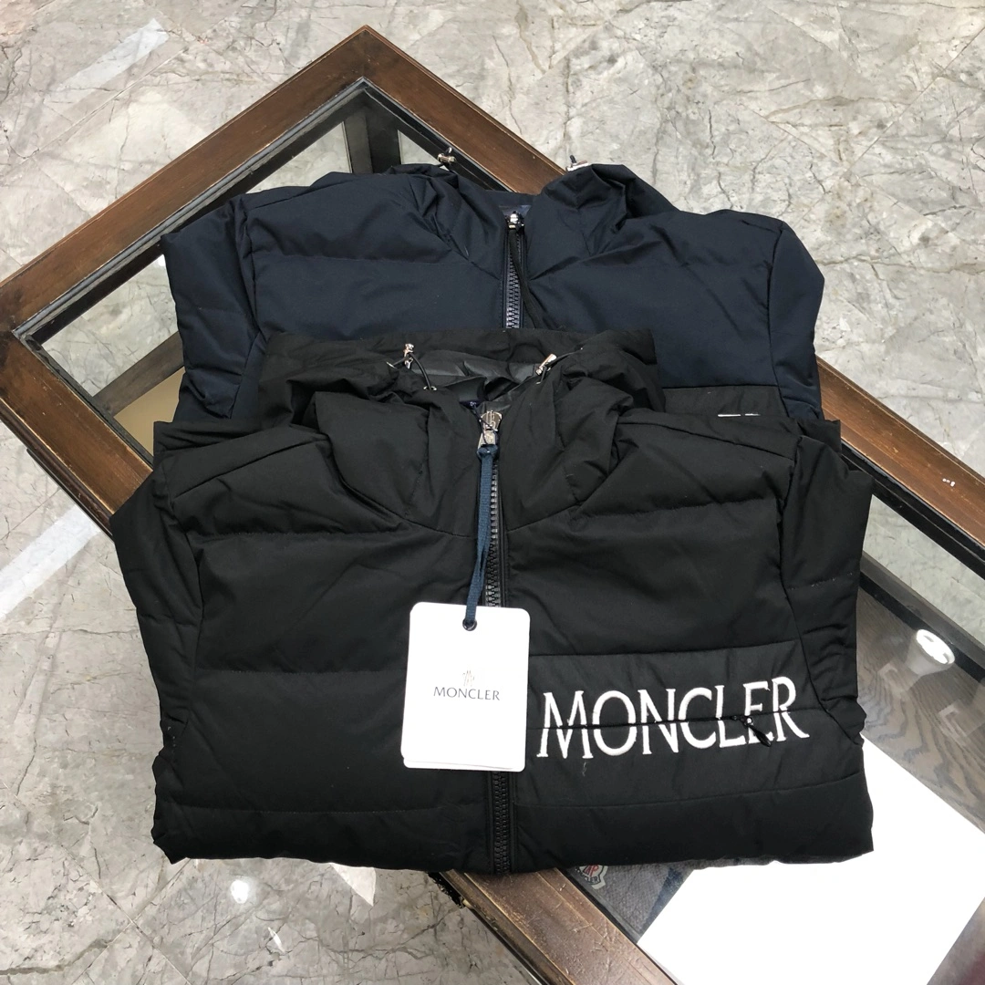 Popular Moncler Down Jackets 146604