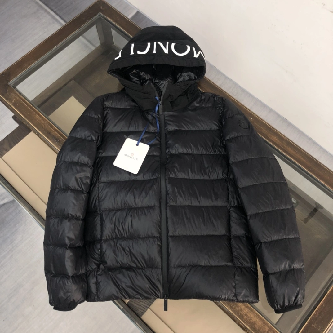Moncler Down Jackets RelaxedFit 146603