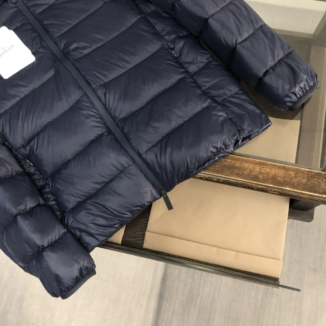 Moncler Down Jackets Stylish 146601