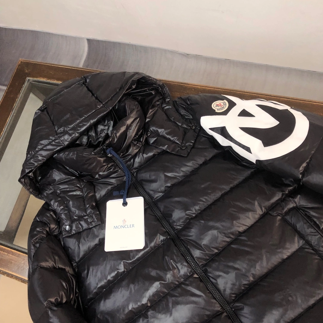 Moncler Down Jackets Minimalist 146597