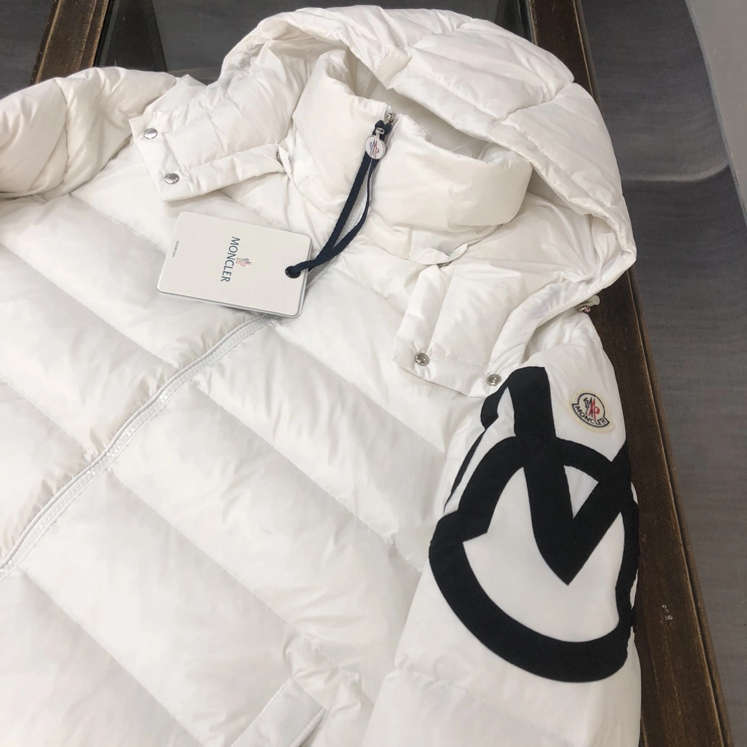 Moncler Down Jackets FashionForward 146595