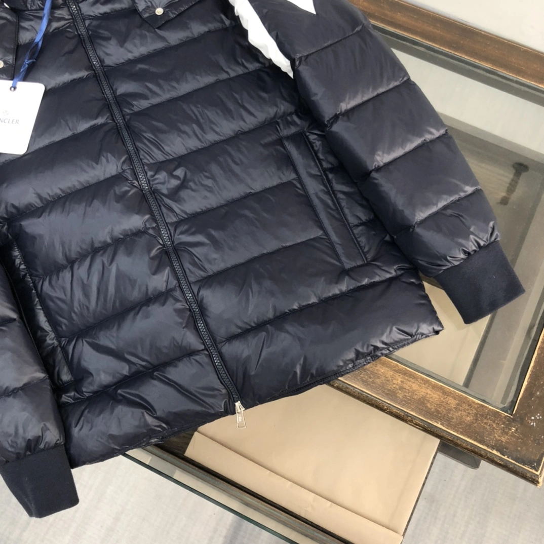 Moncler Down Jackets HighQuality 146600