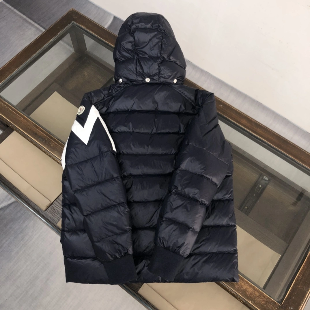 Moncler Down Jackets HighQuality 146600
