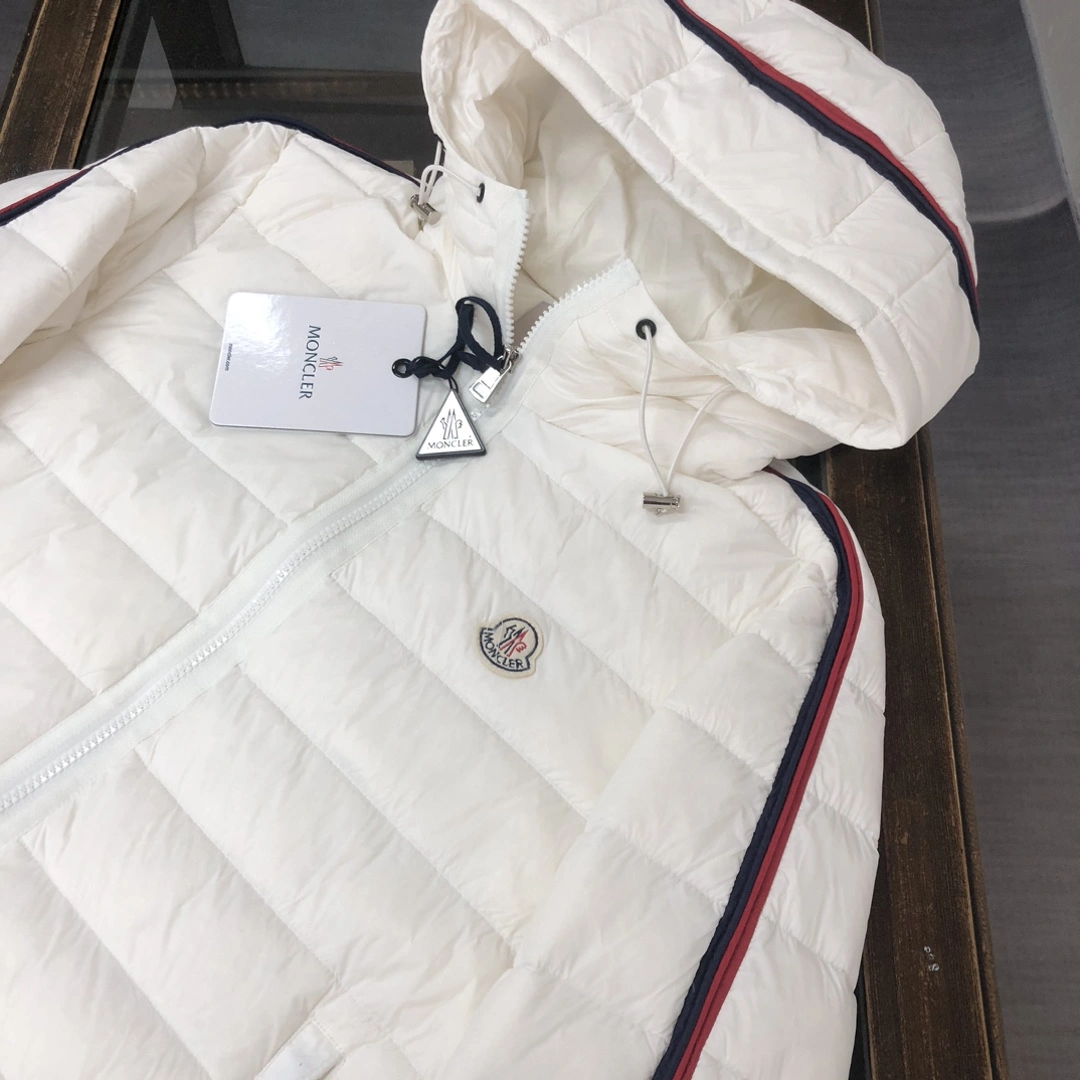 Moncler Down Jackets OnTrend 146594