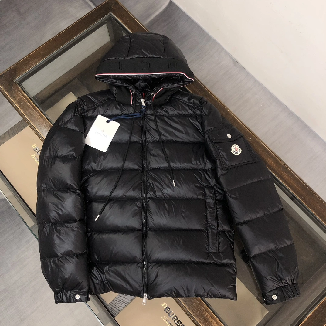 Moncler Down Jackets Attractive 146584