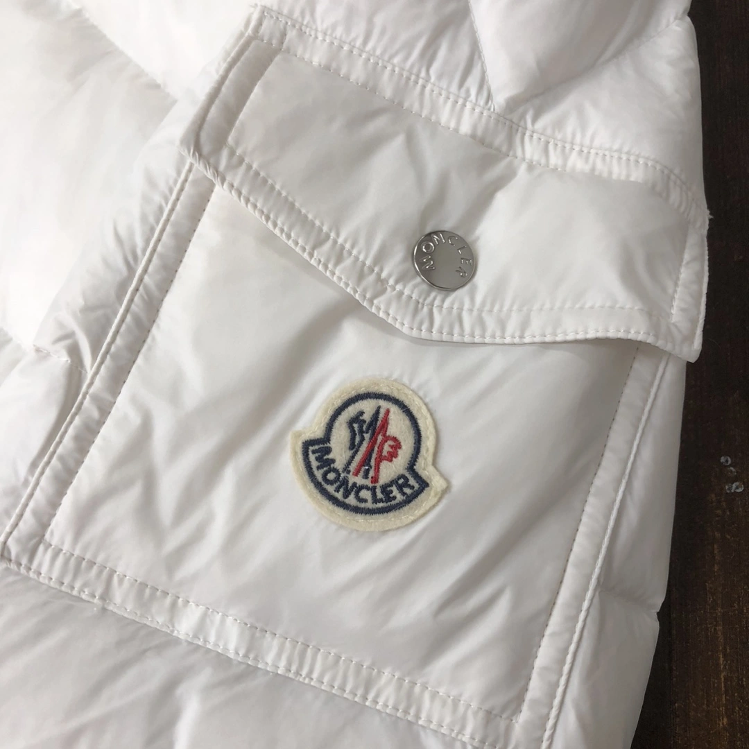 Youthful Moncler Down Jackets 146588